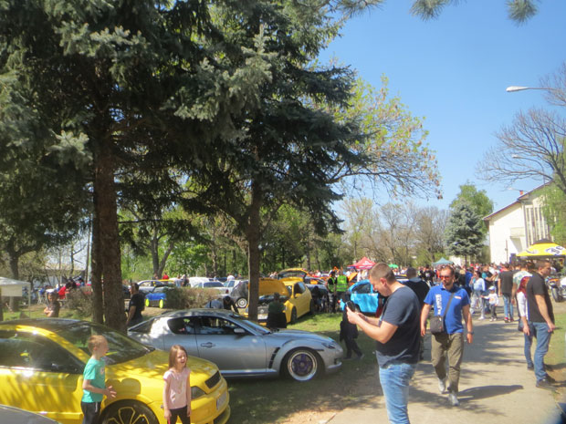 АУТО-ПРЕПРАВКЕ БЕЗ ГРАНИЦА: Одржано такмичење тјунираних кола
